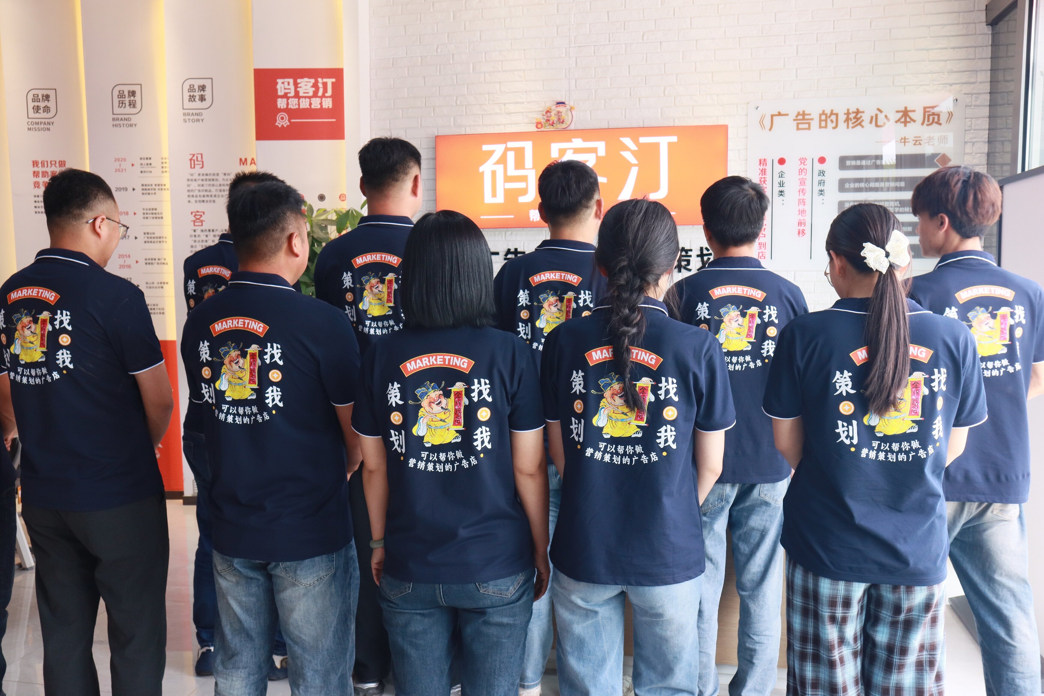 别再低价抢单了！3 天回款利润翻 10 倍，客户追着你签单 